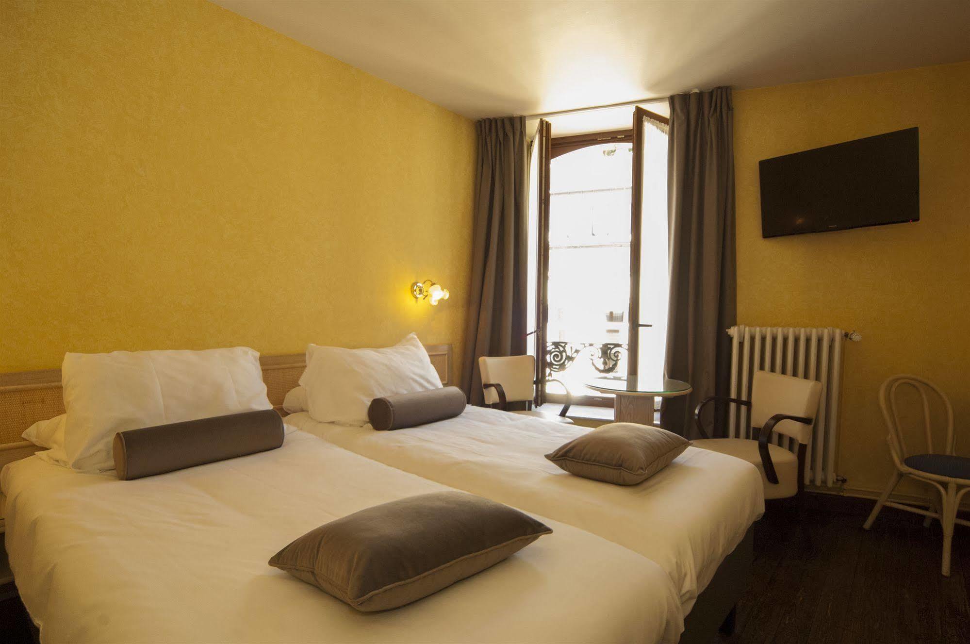 Hotel De La Poste - Relais De Napoleon III Bouillon Eksteriør bilde